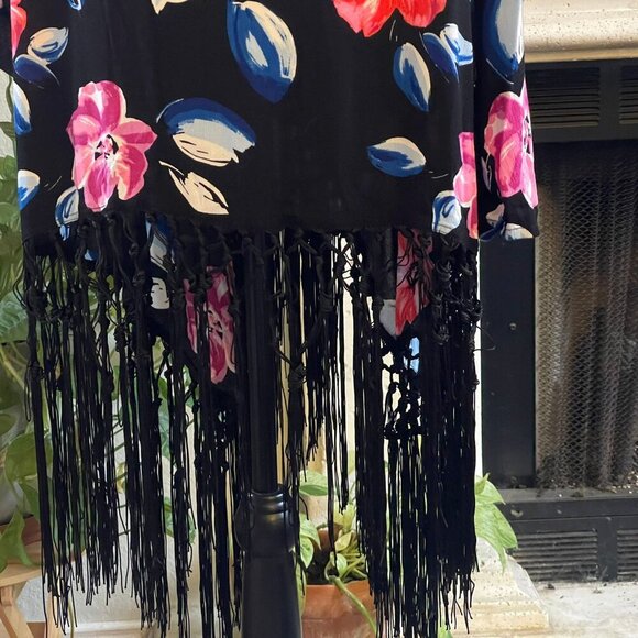 Torrid Kimono Top Womens Black Floral Open Front Fringe Trimmed Bohemian 00 - Picture 9 of 12